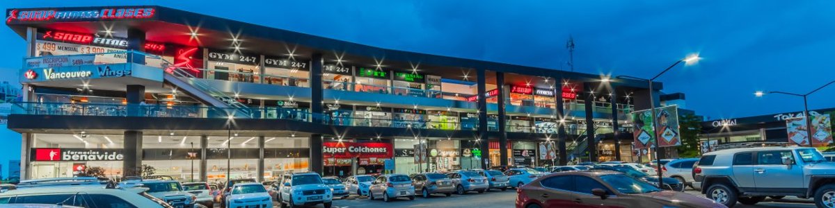 plaza la rioja tlajomulco